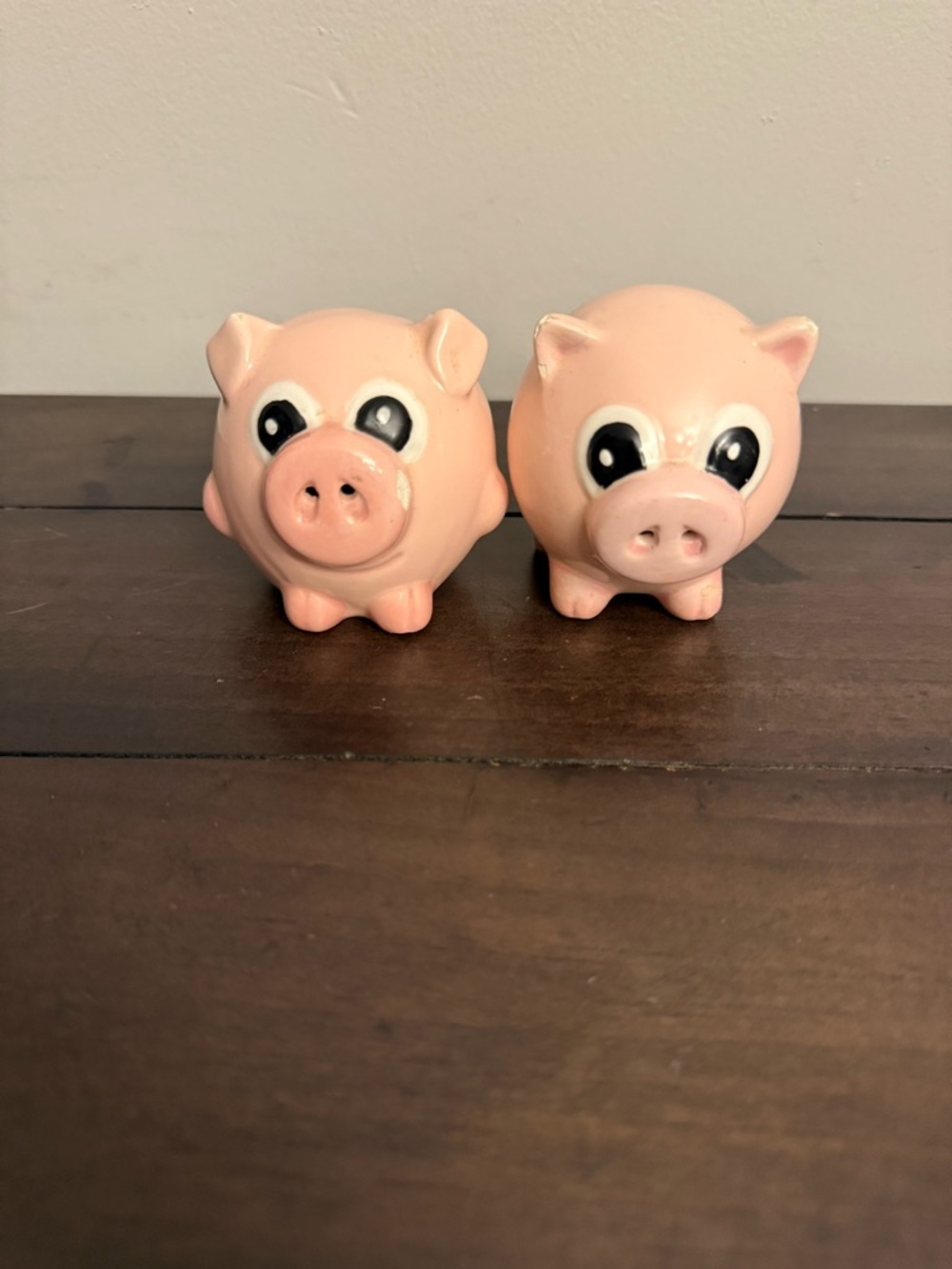 Set of 2 Pink Pig Figurines Ceramic Cute Farm Animal Decor Mini Pig Statues
